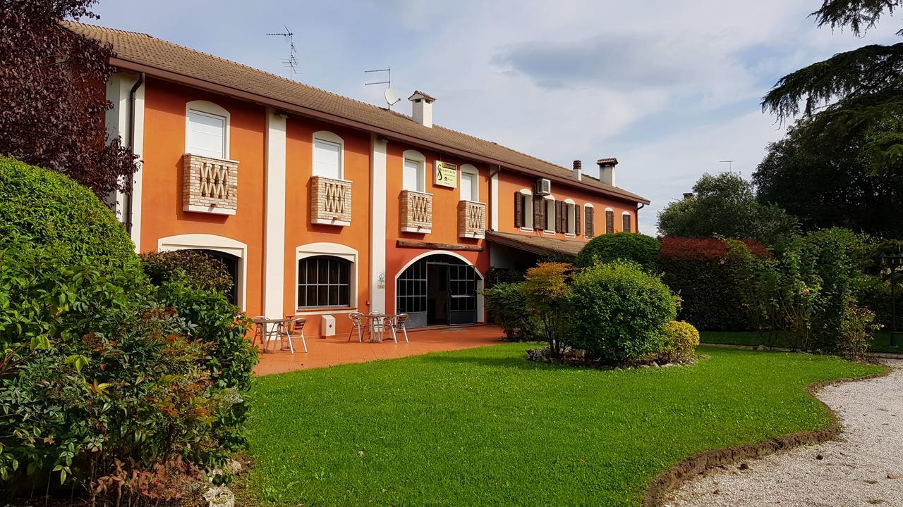 Casa Del Sole Bed & Breakfast Latisana Bagian luar foto